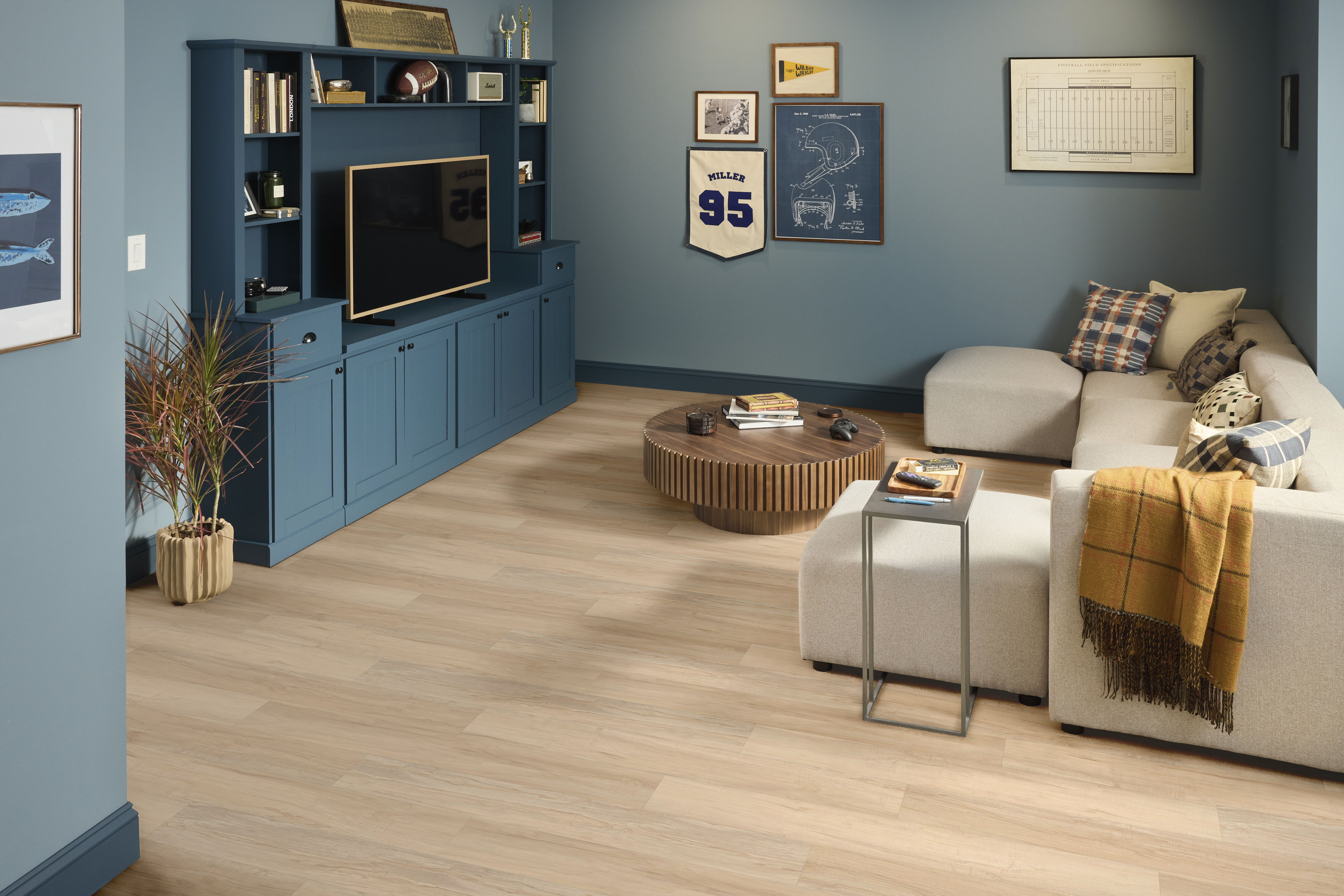 Endura Plus - in Spalted Maple | Shaw Floors